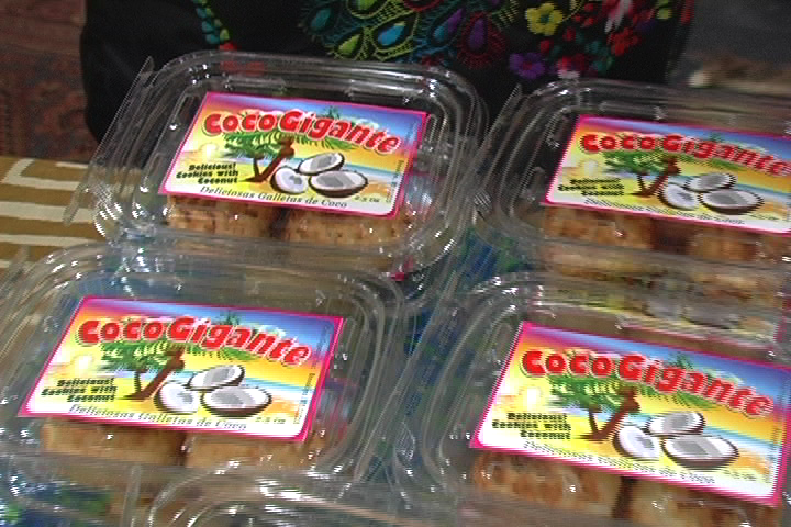 About Coco Gigante At Comida Latina Video