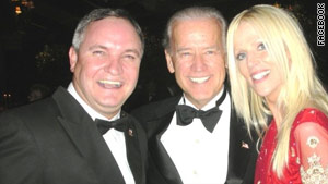 Couple Crashes The State House Dinner! 
