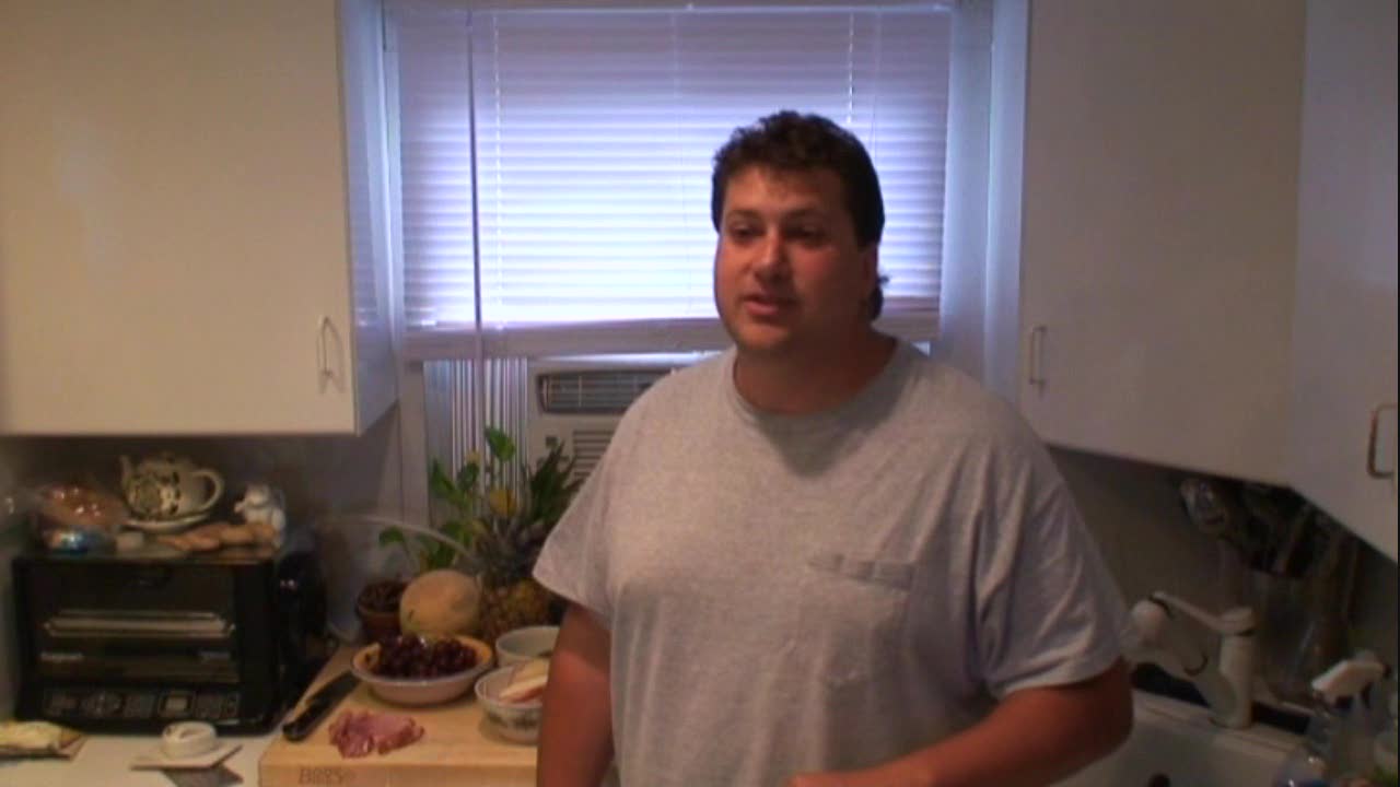 Tips To Make Frittata With Ham, Cheese & Potato Video