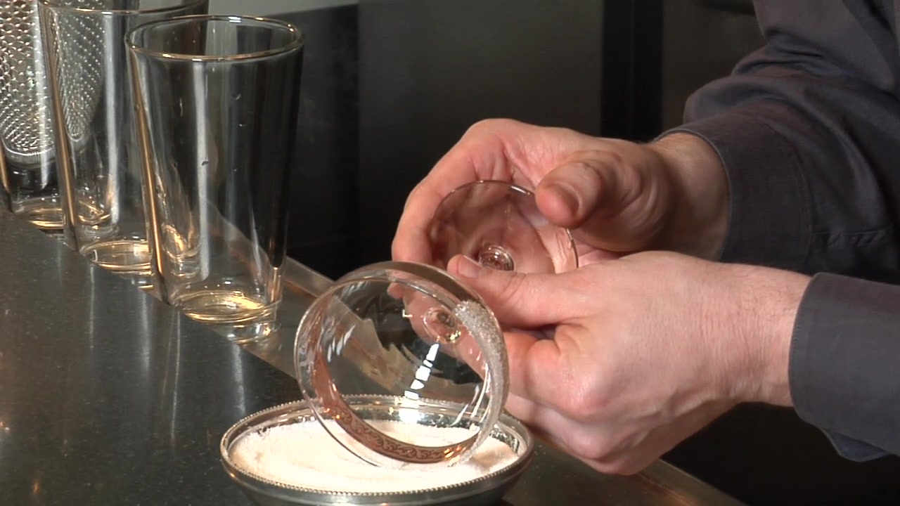 Tips To Rim A Cocktail Glass Video