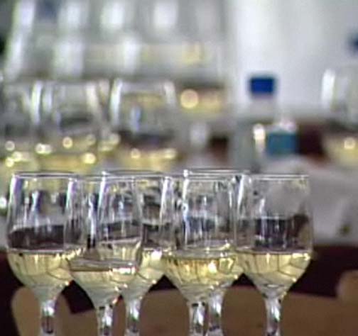 California Chardonnays (part 1) : Linda Murphy Video