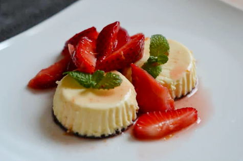 Cottage Cheese And Whipped Cream Cheesecake Minis