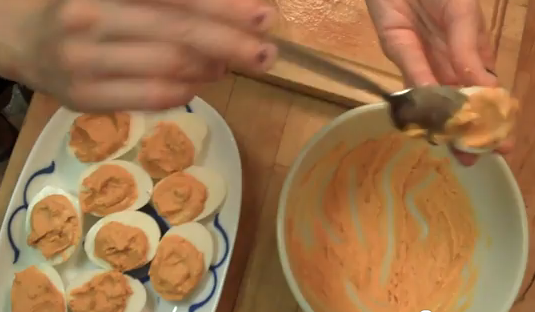 Tips To Make Deviled Eggs From Dana Video