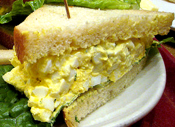 Easy Egg Salad Sandwich 