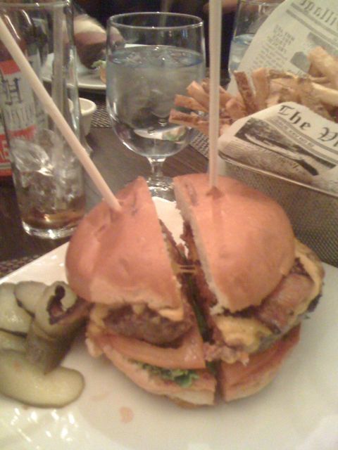 DMANBURGER" The Old Homstead Steakhouse"