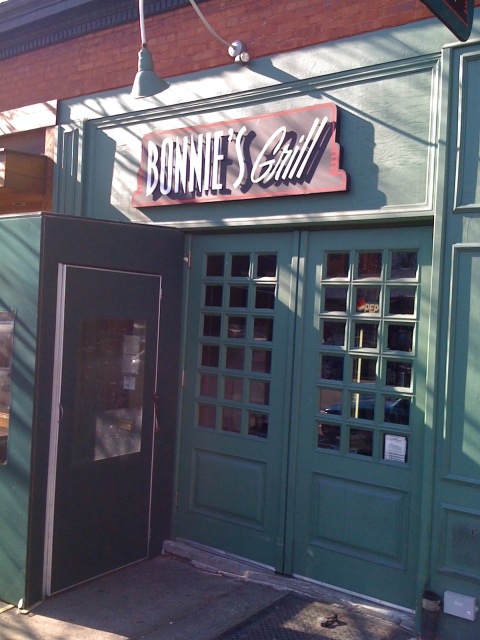 DMANBURGER " Bonnie's Grill"