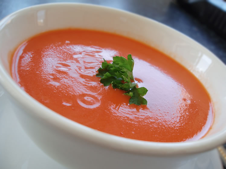 6 Soups To Beat The Cold Weather