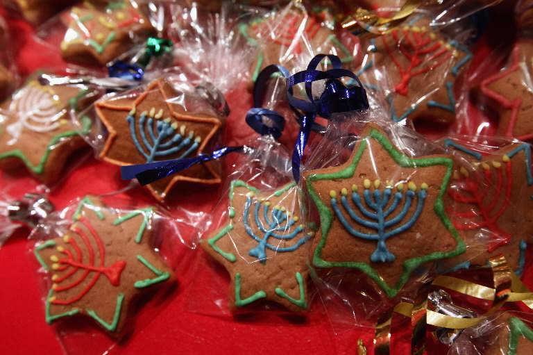 How To Organize A Hanukkah Party For Pre-Schoolers