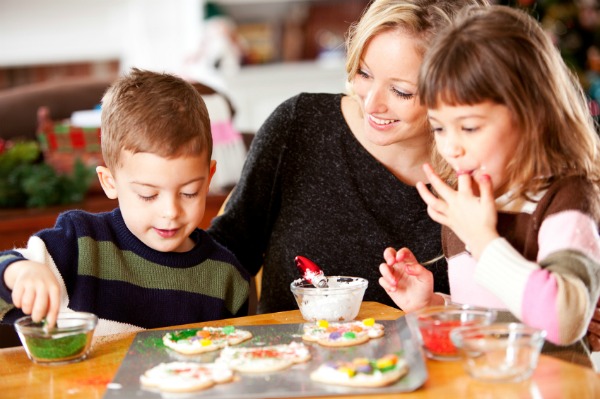Tips On Christmas Baking For Kids
