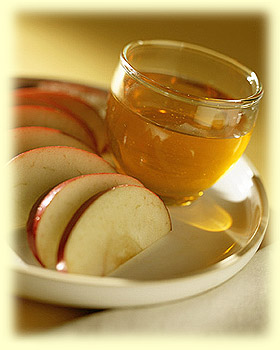 Food Customs Practiced During Rosh Hashannah - Jewish New Year