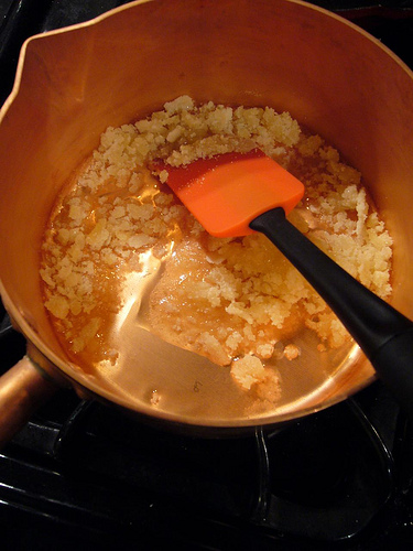 How To Caramelize Sugar For Desserts