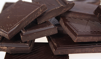 CHOCOLATE HELPS BLOOD VESSELS
