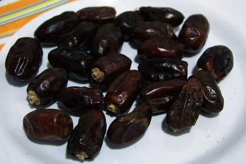 Is It Safe To Eat Dates During Pregnancy?