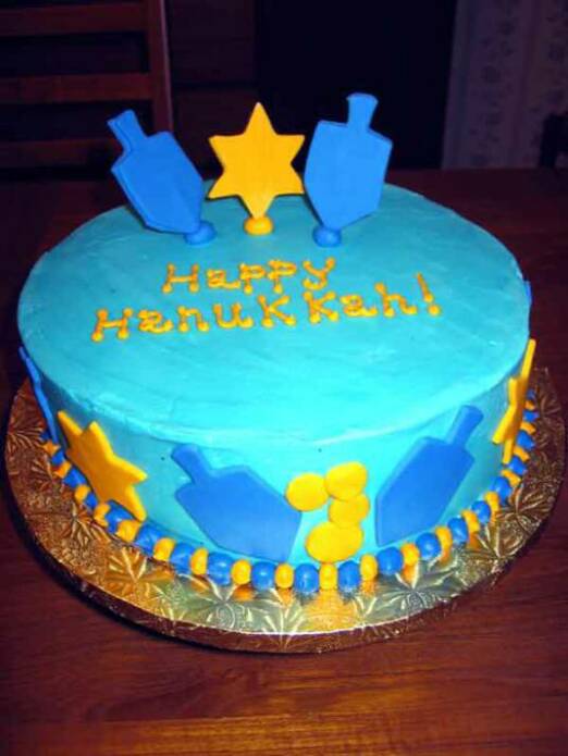 5 Best Kosher Cakes to Serve at Hanukkah Party