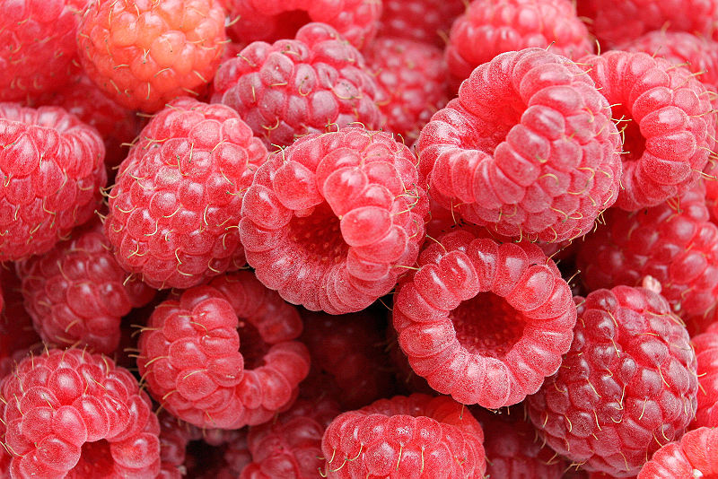 How To Use Raspberry For Skin Care