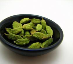 Cardamom Health Benefits 