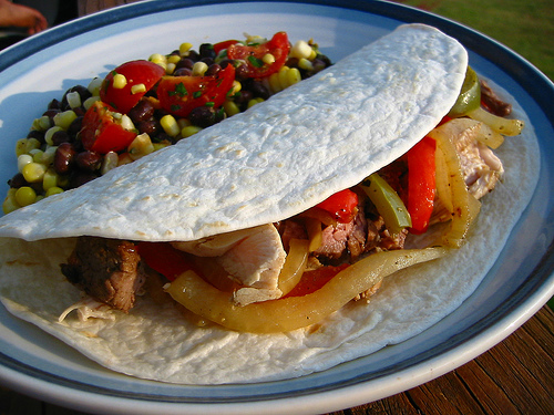 How To Eat Fajitas