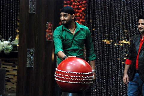 Master 'Chefs' bowled over by Indian Spinner!