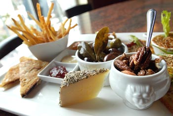 Hanukkah Menu Ideas: Best 5 Kosher Low Carb Foods To Serve At Hanukkah Dinner