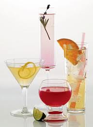 5 Smart Reasons To Include Spring Drinks In Your Party Menu