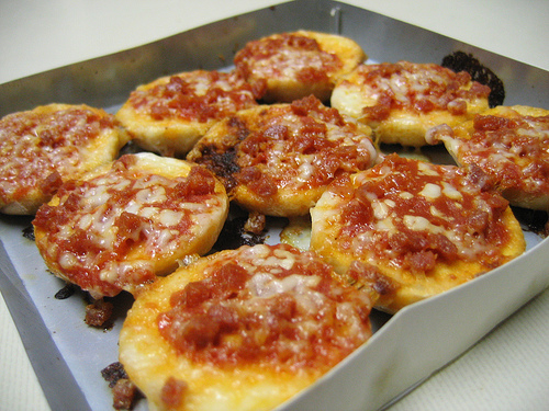 Deli Bagel Pizzas