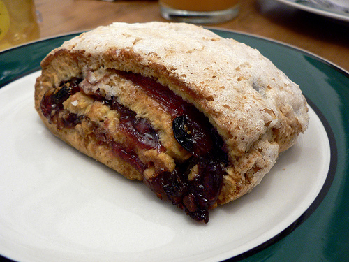 Custard Powder Biscuit Pastry
