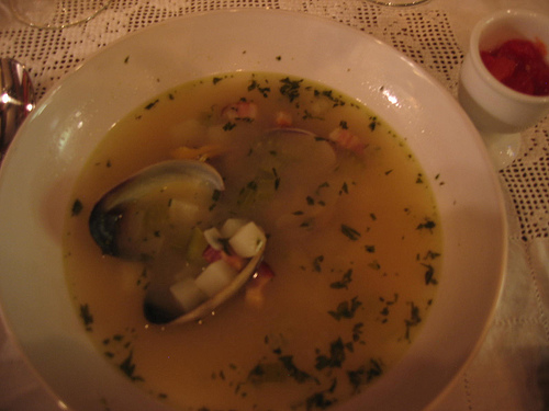 Quickie Cheese Clam Chowder