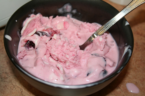 Red-and-white Cherry Freeze