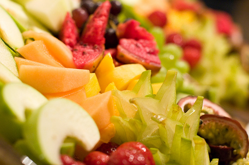 Chocolate Fondue With Fresh Fruit Dippers