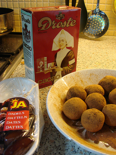 
Cinnamon Balls