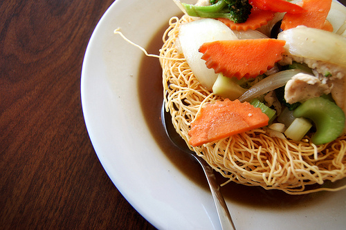 Asian Style Crispy Noodles With Chicken And Vegetables