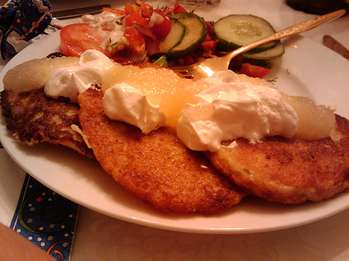 Potato Pancakes With Sour Cream And Applesauce