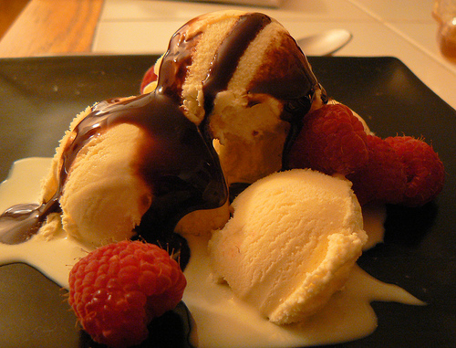 Raspberry Coulis Dessert Sauce
