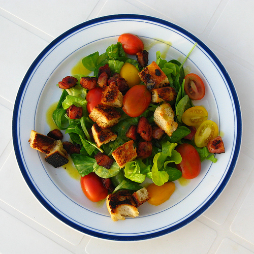 Tomato Salad With Bacon Dressing