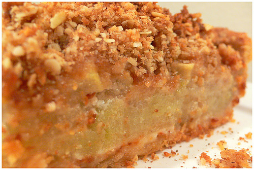 Crumb-top Apple Pie
