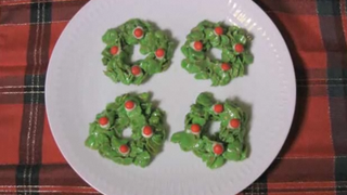 Tips To Make Christmas Wreath Cookies Video