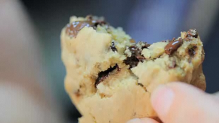 Gluten-free Chocolate Chip Cookies Recipe Video