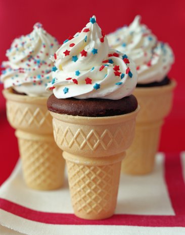 How To Host An Ice Cream Party