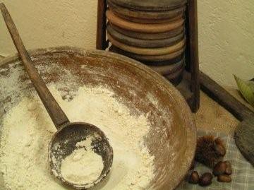 How To Eat Neccio - The Italian Chestnut Flour
