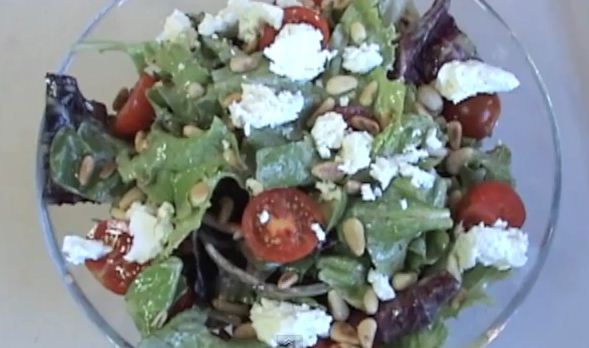 Mediterranean Tossed Garden Salad With Tahini Dressing