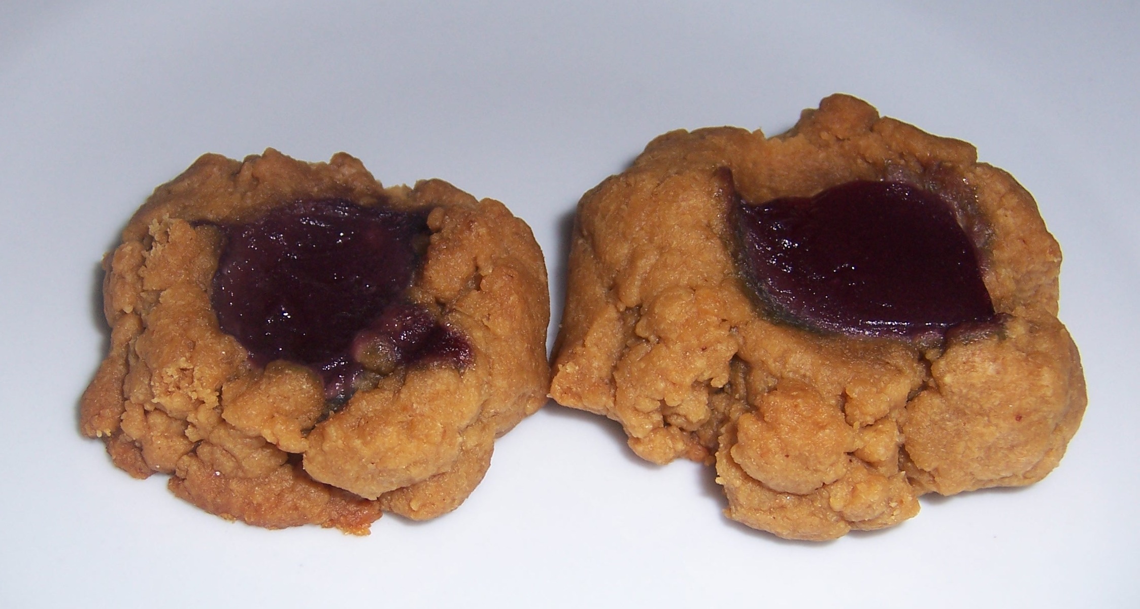 Eating Low With Amy - Peanut Butter And Jelly Cookies