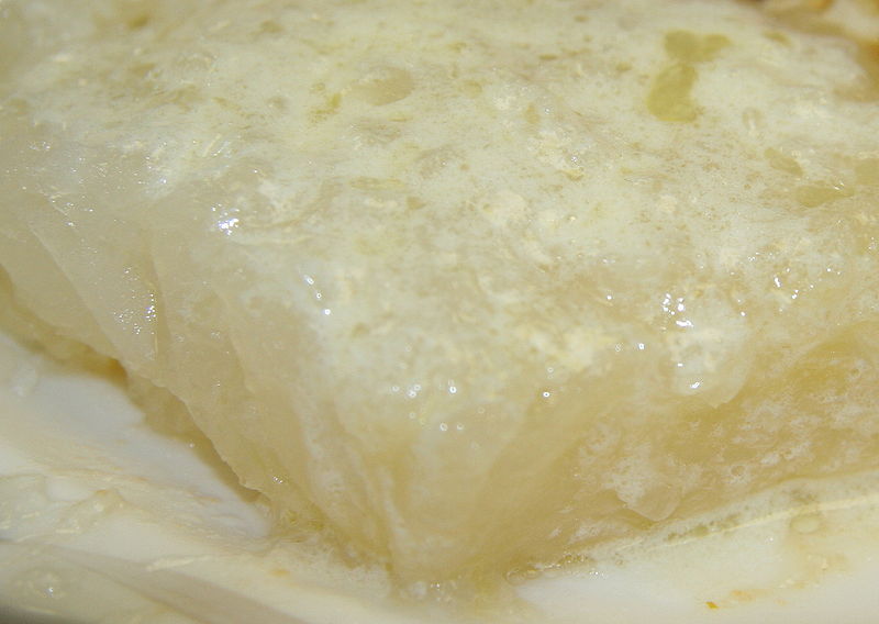 http://static.ifood.tv/files/photos/Buttered_Lutefisk.JPG