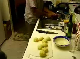 Making Paratha Video