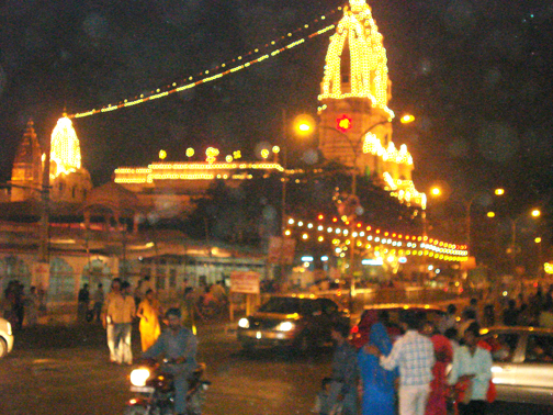 Grand Bhandara At The Chattarpur Temple, New Delhi