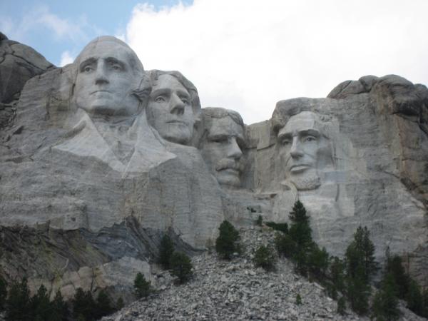 Travelogue - Mount Rushmore & Crazy Horse Memorial