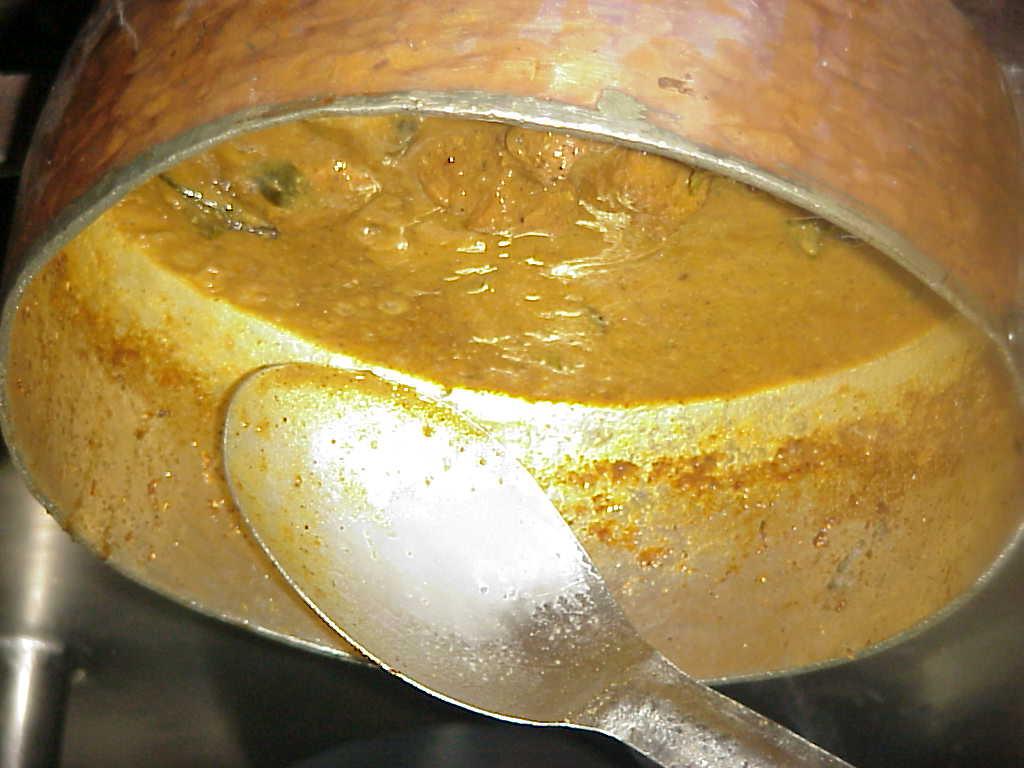 Kozhi vartha curry Kozhi vartha curry picture